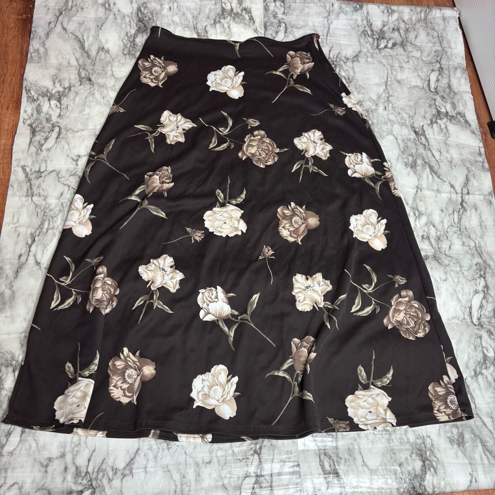 Vintage floral brown midi length dress made in USA Medium boho